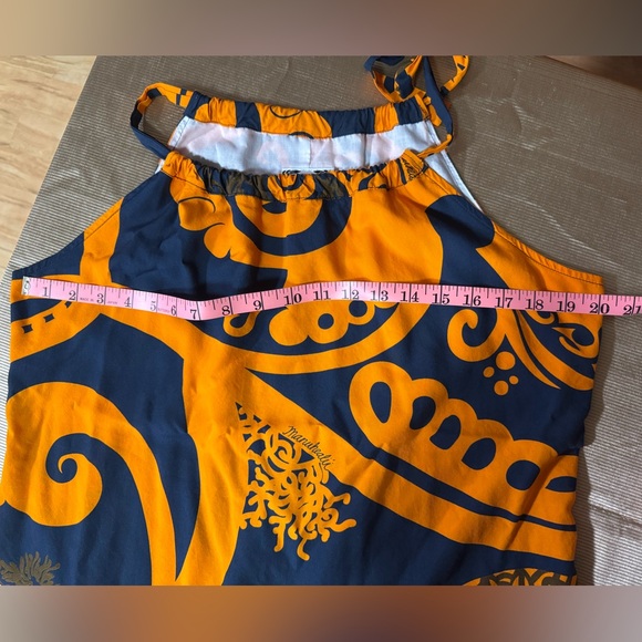 Manuheali’i Top - Picture 5 of 5